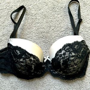 Victoria Secret bra with black lace